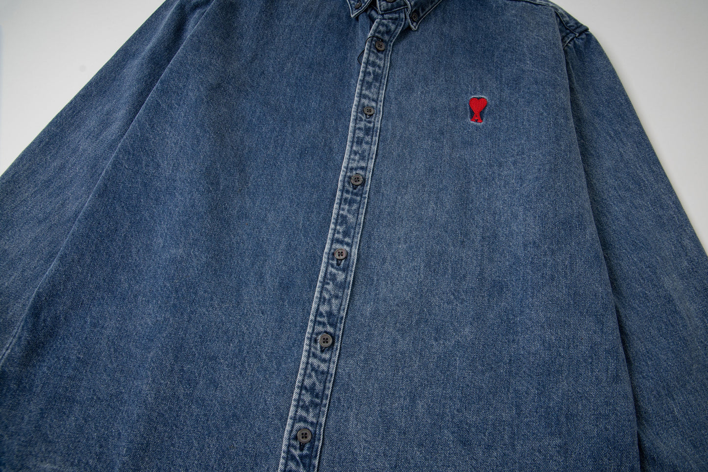 Ami paris Heart Logo Embroidered Denim Shirt 852
